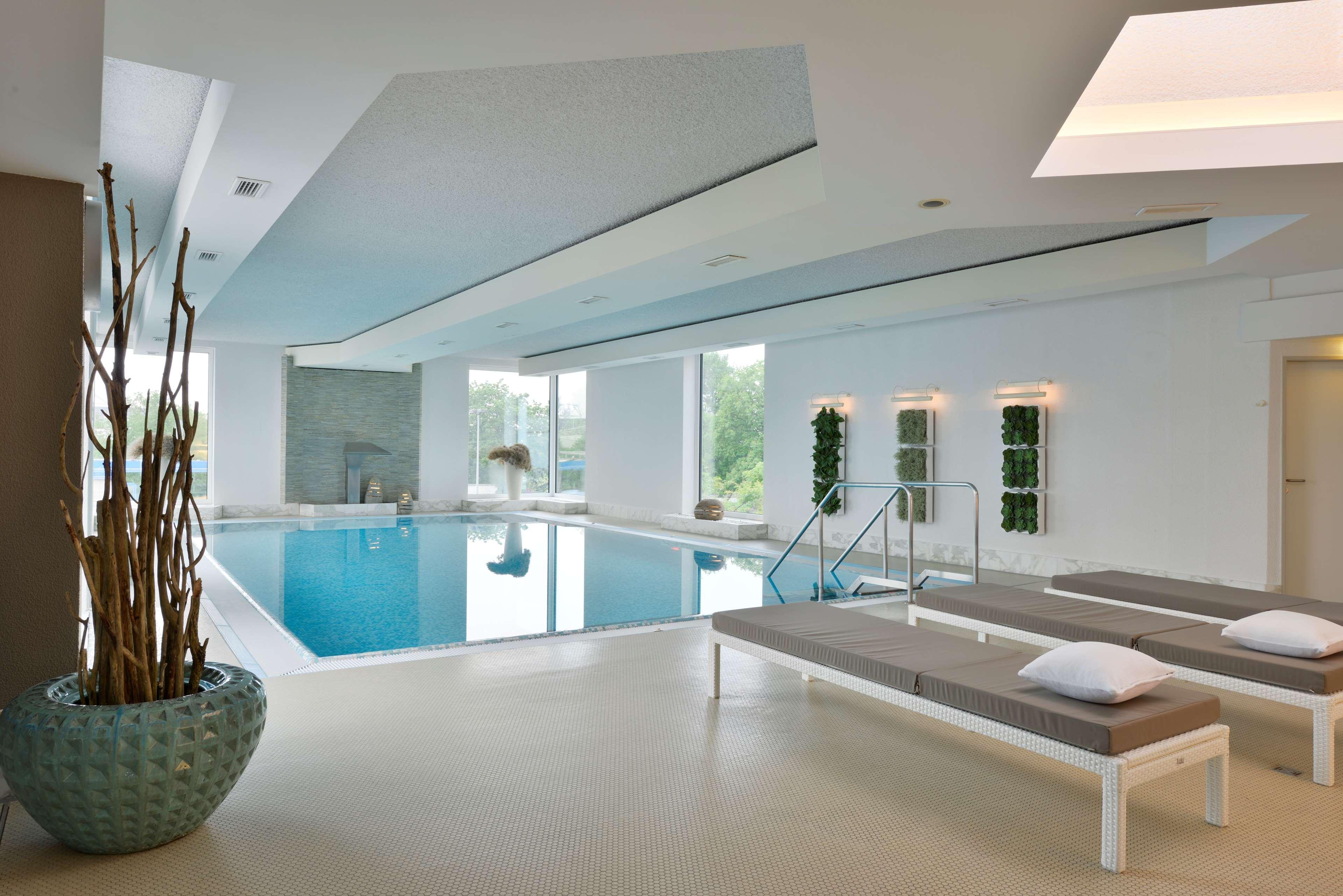 Western Premier Parkhotel Kronsberg Hotel 4*